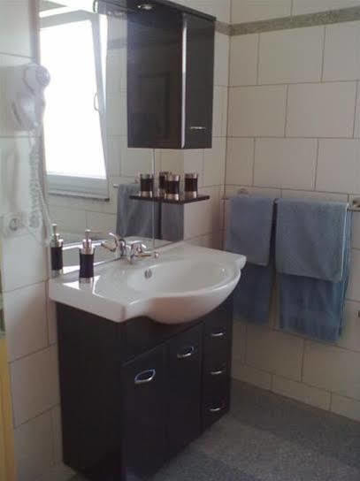 Hotel Ackermann Riedstadt ภายนอก รูปภาพ